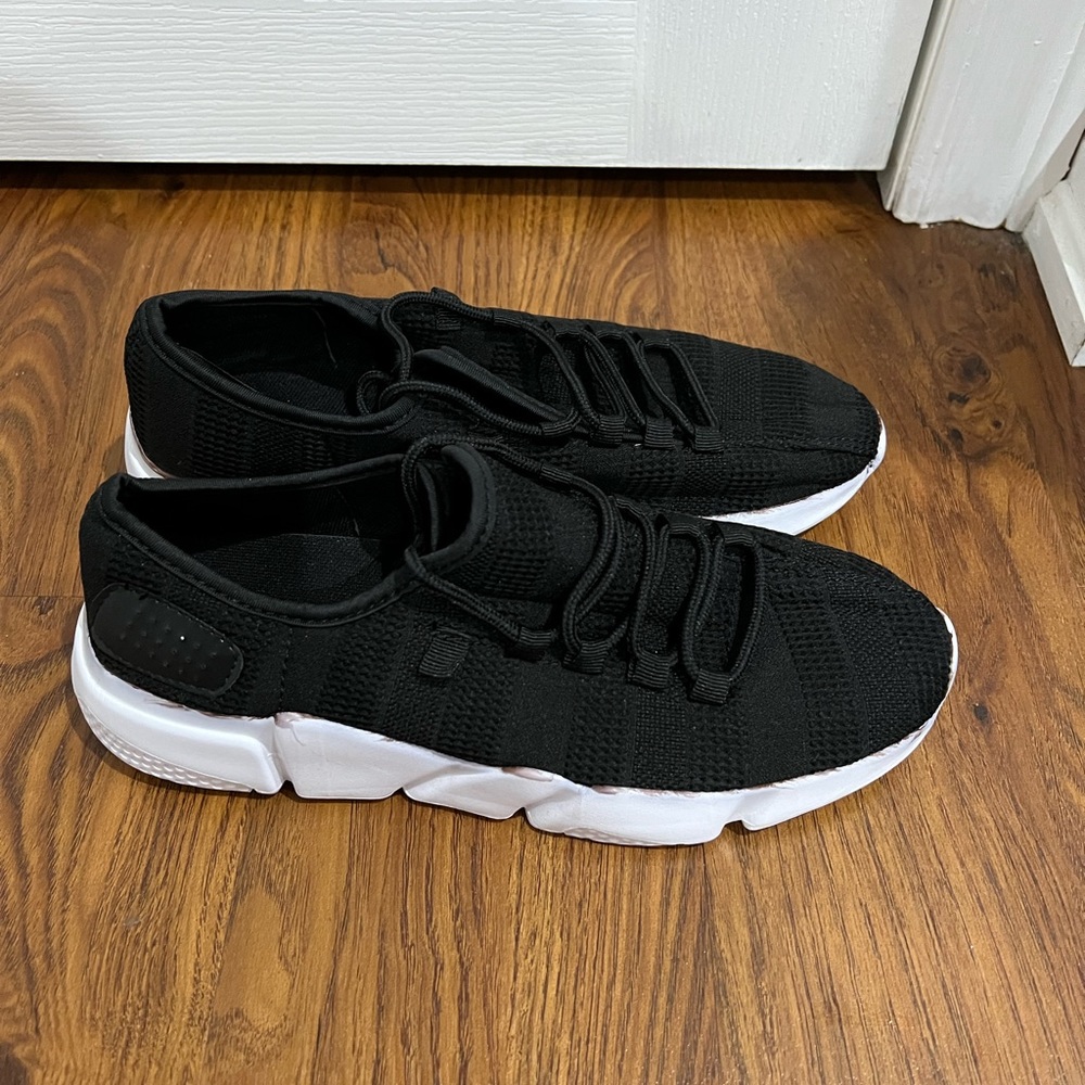 Black Shoes